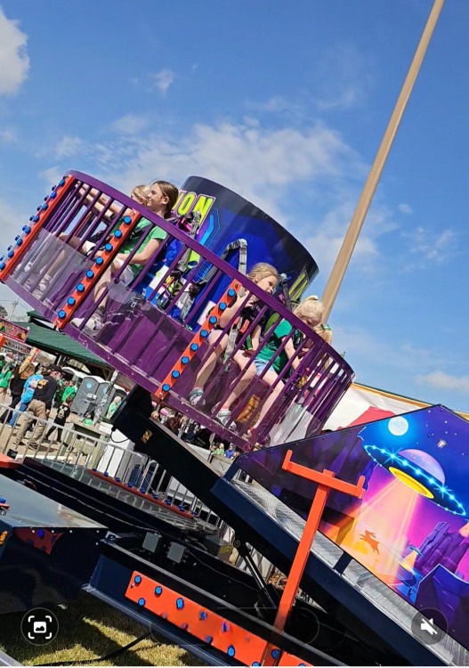 Alien Invasion Ride